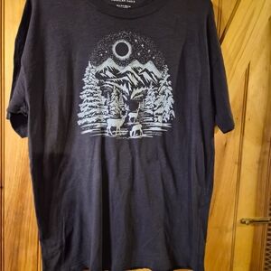 American Eagle Outfitters Charcoal Nature Graphic Tee
